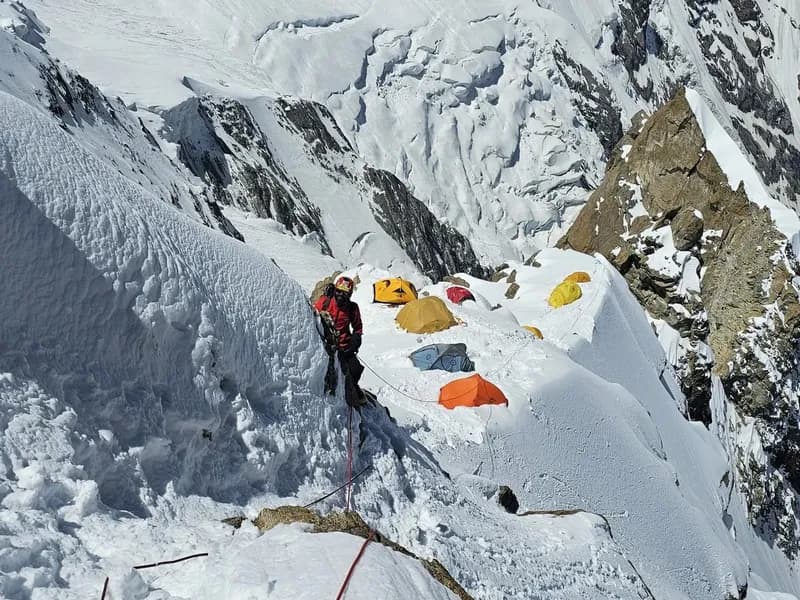 High-Altitude Guide & Porter Training